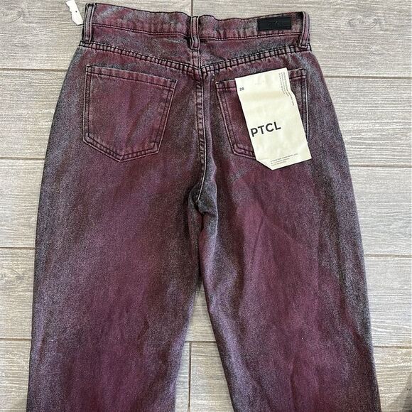 Women's Burgundy Jeans - Picture 12 of 15